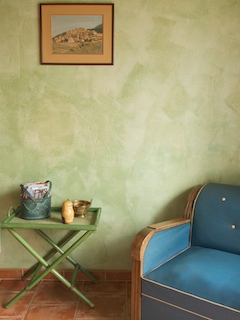 Fauteuil de repos dans chambre 4.